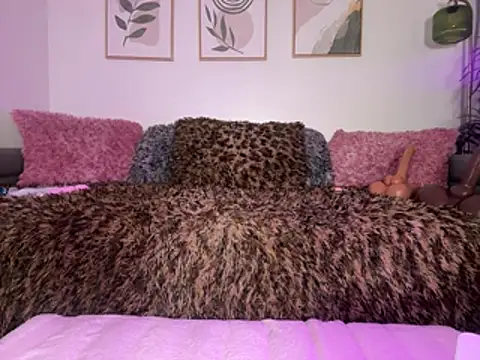 NikkiRylie - squat ride dildo, low POV view