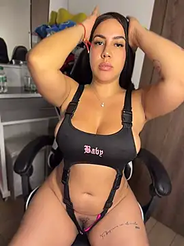 Nalgonasex_ - PLAY WITH MY PUSSY AND SPRAY IN THE SHOW