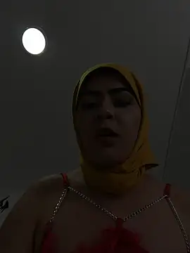 Jamilaross - 💦big TSUNAMI SQUIRT+control fuckmachine