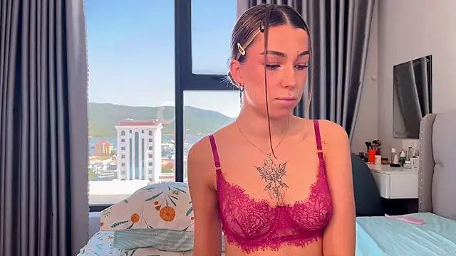 Eva_Collinss - PLsying with my Pussy