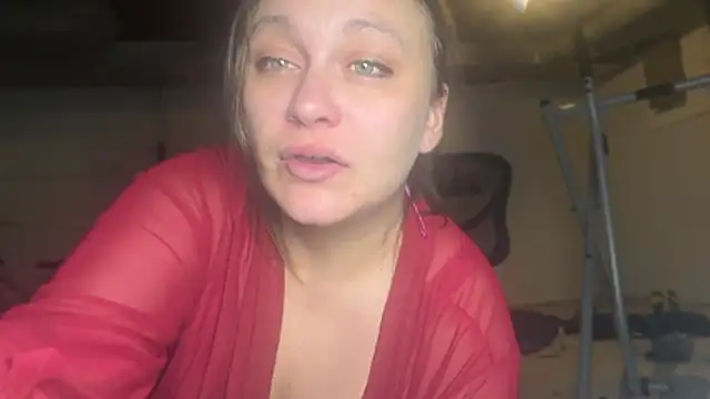 IvanaPlenty - Get a dildo involved