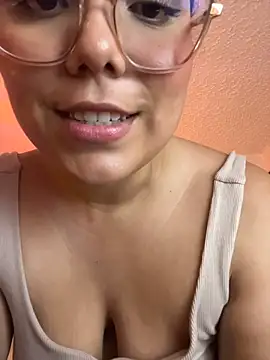 Kittylu__ - Spread Hairy Pussy Closeup🎃