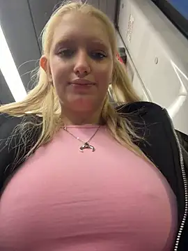 Elfi_InPublic - Massage tits+drool Ahegao in bus