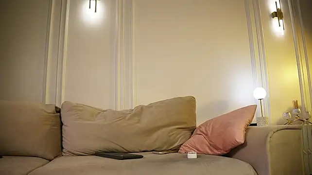 Iris_vega9 - Take off skirt
