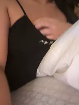 Babygirlesme - lets wind down, chat, play, 420? 😘💕