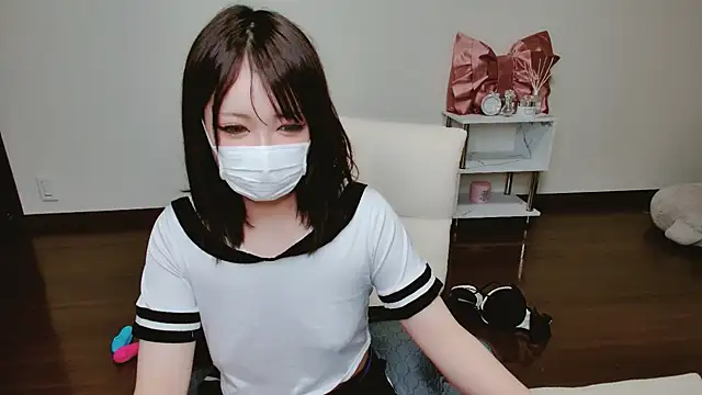 Ai_iii - 乳首コリコリ