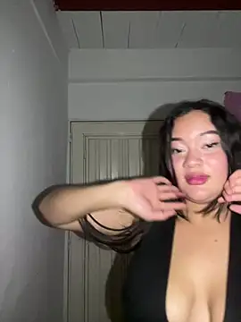 Dakota_JE - 🔥Flash tits both girls 🔥