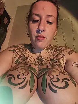 Thelittledevil388 - Seins + cul