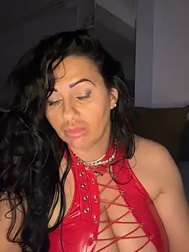 IRISWHITE17 - Spanks Ass × 10