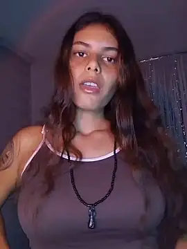 Jessi_Novva - Fuera blusa