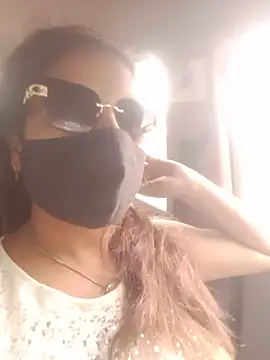 Hot-punjabi-couple - blow job