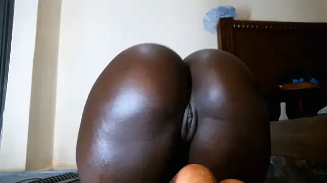 Booty-ebonie - Buy a house