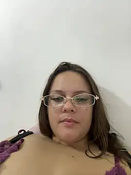 Laryssinha_69 - Peladinha