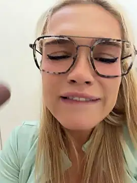 Nicoleevien - Facesitting naked holes👅💦LT=Video🎁