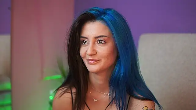 SabrinaHope - 💖 ~love me~
