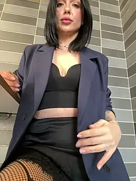 RoxySantaMonica - take off wet panties from an elastic ass