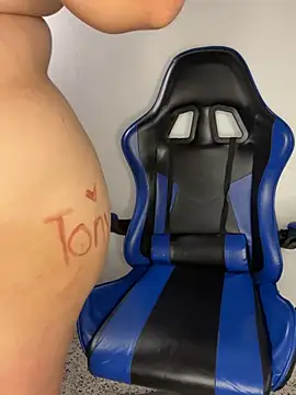 _Gaby_01 - RIDE DILDO AND CUM