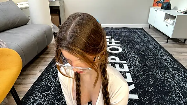 Kissme_Kira - mash tits close up