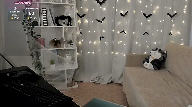 Milly_Young - Sweetie, take off your top