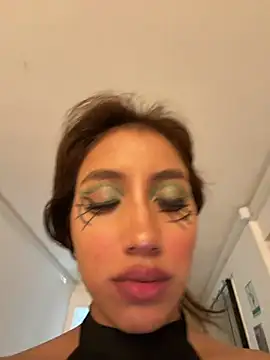 Naomiii__ - , fingers in ASS💦