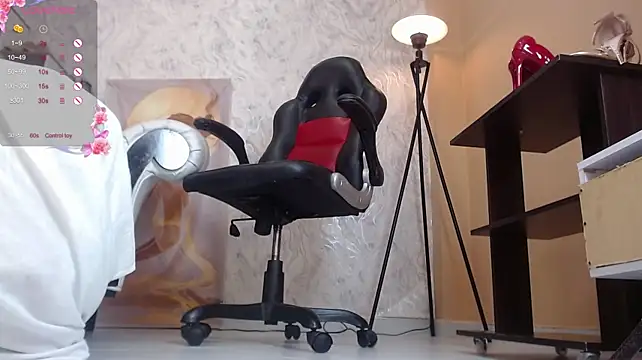 Sara_Gomez - Flash ass and spank