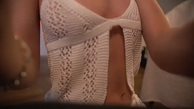 Hereandnows_ - really CLOSE up teasing nipples