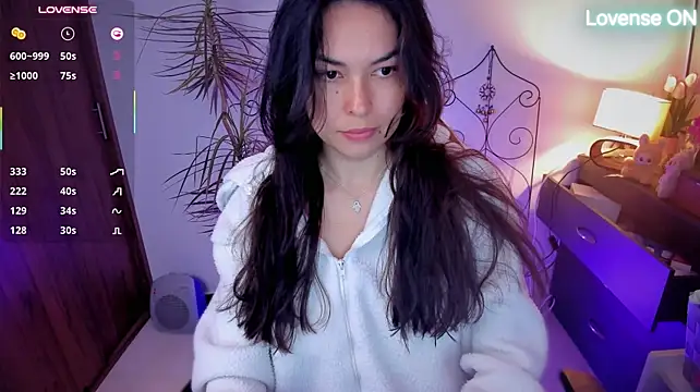 Lunlunera - Undress me and make me yours