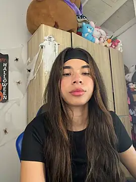 Milleradhara24 - on all fours and spanking