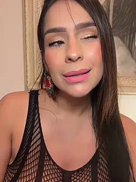 Mau_White - show tits and play with my nipples