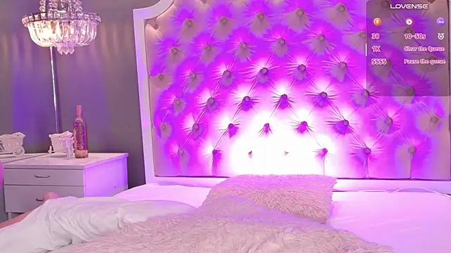 TifanyWolft - suck fingers 😏👅👆