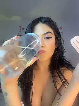 Mandyy__ - OIL IN THE BODY