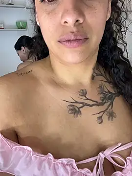 Shurabig - Finger my pussy