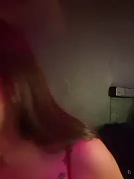 Emmasweet_Val - Remove panties 🤤😈