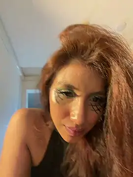 Naomiii__