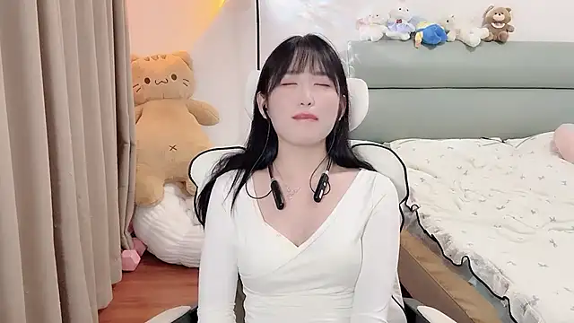 Chunchun_2026 - 小粉塞入自由控制一分钟