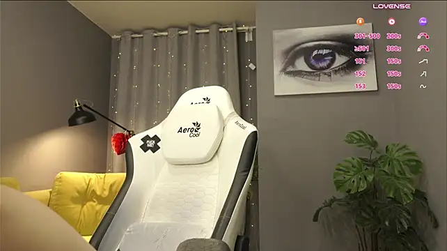 Megany - topless boobs bouncing show ;)