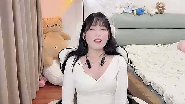 Chunchun_2026 - 小粉塞入自由控制一分钟