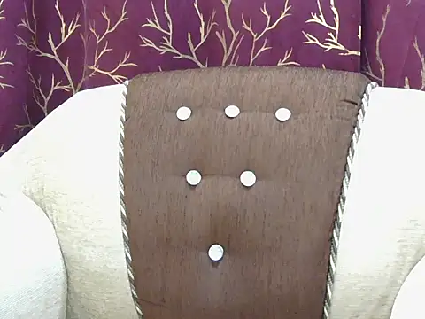 Hot_avika