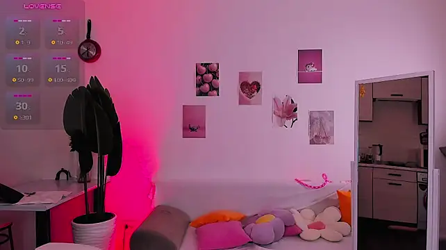 LittlePeach007 - Bra off Ginny <3
