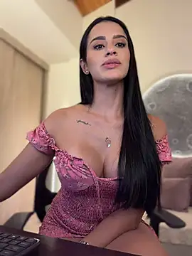 SarahhSmitth1 - Your caresses give me pleasure! Wet me🥰