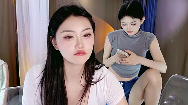 Banana-Milk69 - 顶级换装20分钟并且青蛙趴2分钟