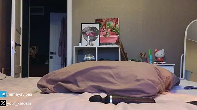 Maya_NextDoor - SLOPPY BLOWJOB