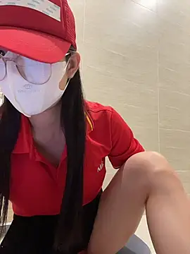 Sneaky_Cumshoot