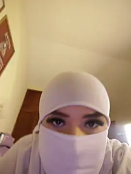 Baby_Doll_28 - tits bouncing live