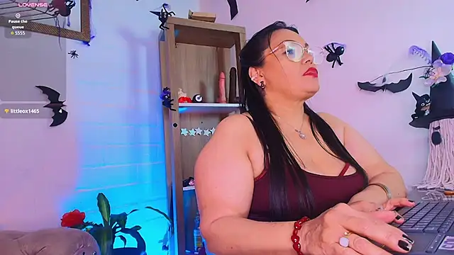 EllenaBoobs_ - fuck me dildo bigger