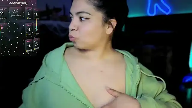 Kimmiakiss22 - Make Me Wet