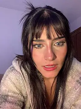 Ivy-777 - Control domi and naked