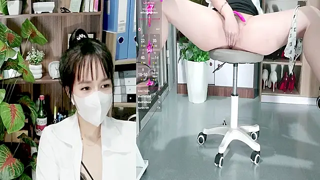 Zinna999 - Masturbating Dildo