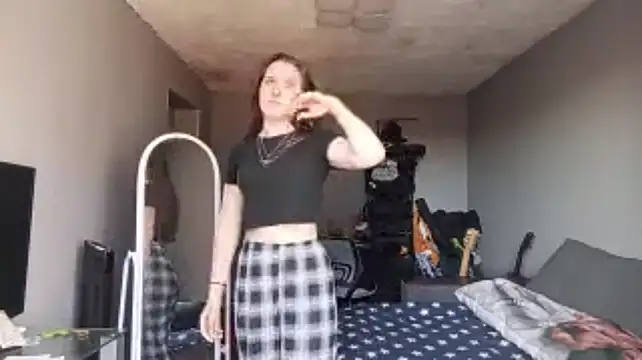 AlessandraToth - a short dance for your favorite spectato