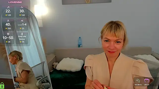 Ann_Annise - Spank my ass in Doga position 10 times